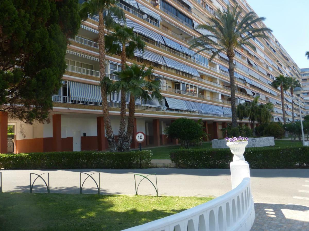 アリカンテFamily And Friends - San Juan Playaアパートメント エクステリア 写真