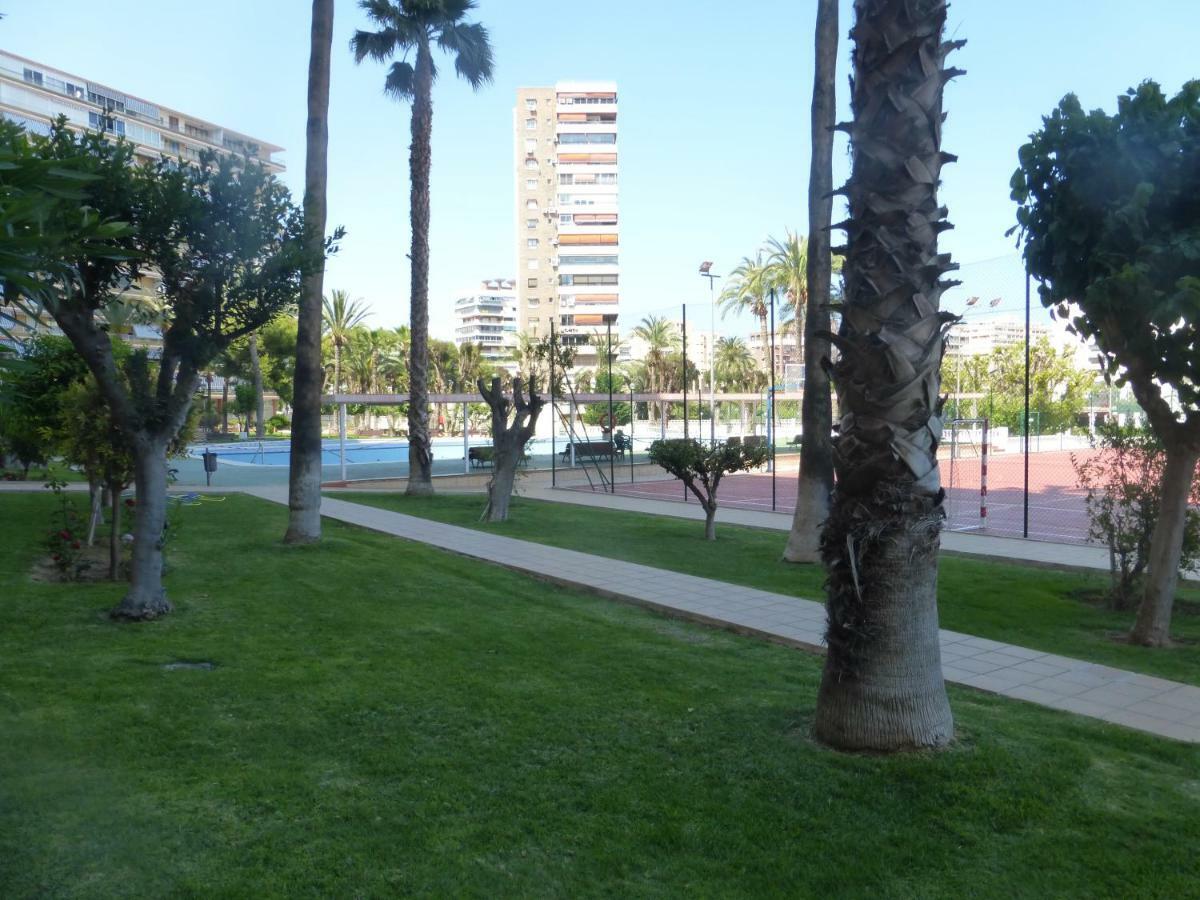 アリカンテFamily And Friends - San Juan Playaアパートメント エクステリア 写真